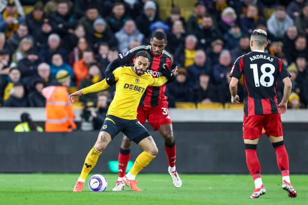 他逐渐从一 他逐渐从一