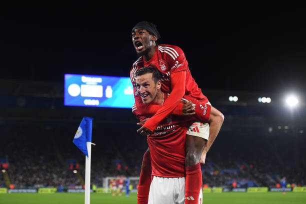 更是对球队 更是对球队